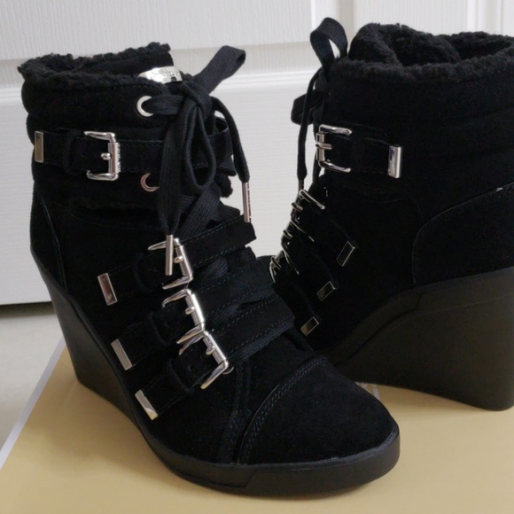 Booties - Picture 3 of 6